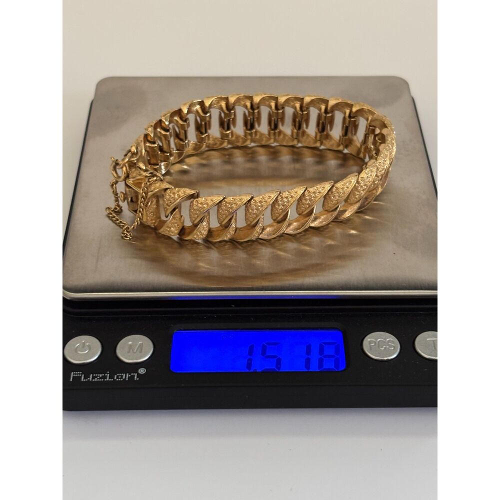 Vintage Monet Gold Tone Link Bracelet Signed Textured Statement Bracelet - Picture 7 of 7
